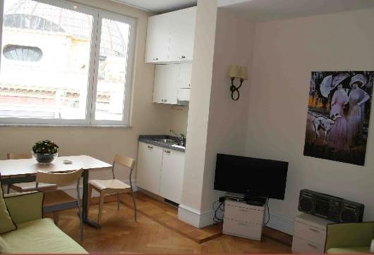 Residence Gli Angioini Srl 나폴리 외부 사진