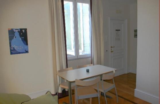 Residence Gli Angioini Srl 나폴리 외부 사진
