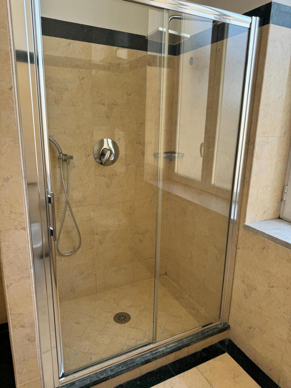 Residence Gli Angioini Srl 나폴리 외부 사진